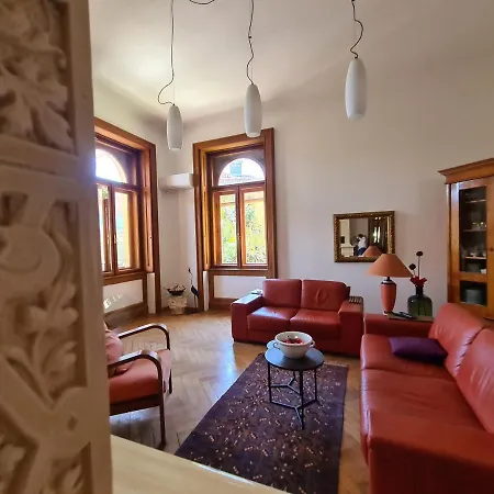 Heritage Park Royal أوباتيا