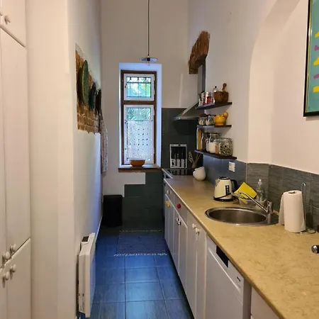 Heritage Park Royal شقة