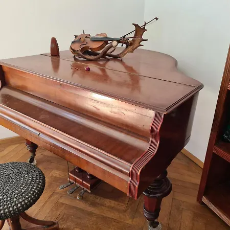 Heritage Park Royal * أوباتيا