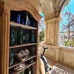 Heritage Park Royal Διαμέρισμα